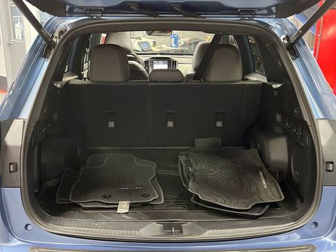Used 2025 Subaru Forester Limited image 28
