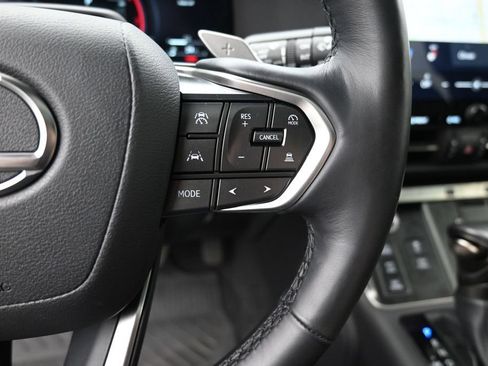 Used 2024 Lexus GX 550 AWD/4WD image 6