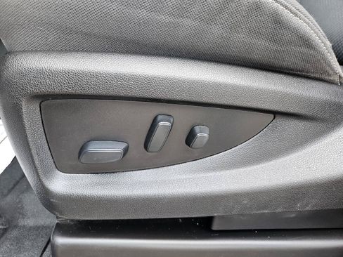 Used 2019 Chevrolet Silverado 1500 LT w/ All Star Edition AWD/4WD image 10