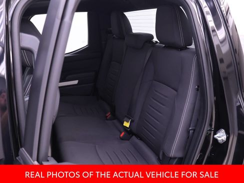 Certified 2024 Toyota Tacoma TRD Off-Road AWD/4WD image 10