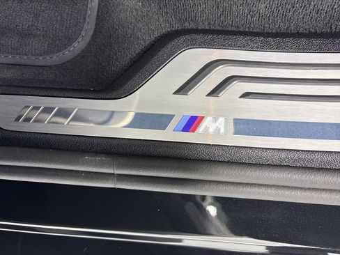 Certified 2025 BMW X7 xDrive40i w/ M Sport Package image 21