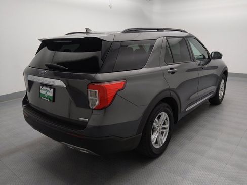 Used 2020 Ford Explorer XLT w/ Equipment Group 202A RWD image 9