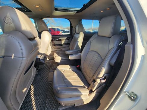 Used 2014 GMC Acadia Denali image 18