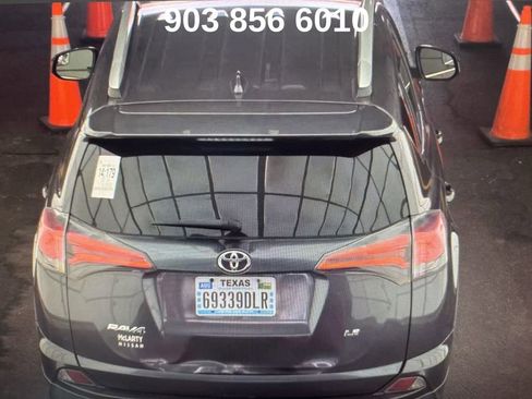 Used 2016 Toyota RAV4 LE image 6