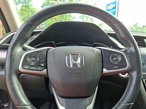 Used 2018 Honda Civic EX-T image 19