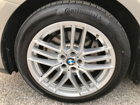 Used 2024 BMW 530i xDrive w/ Premium Package image 12