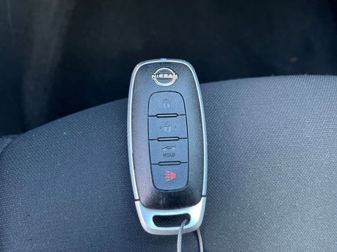 Used 2025 Nissan Sentra S image 22