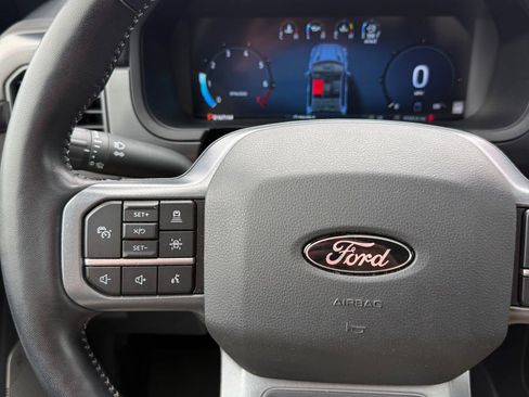 Used 2024 Ford F150 Lariat AWD/4WD image 16