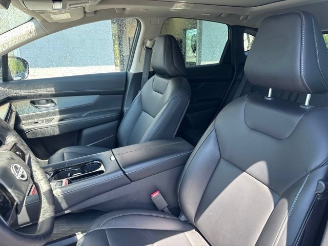 Used 2025 Nissan Murano SL w/ Cargo Package AWD/4WD image 10