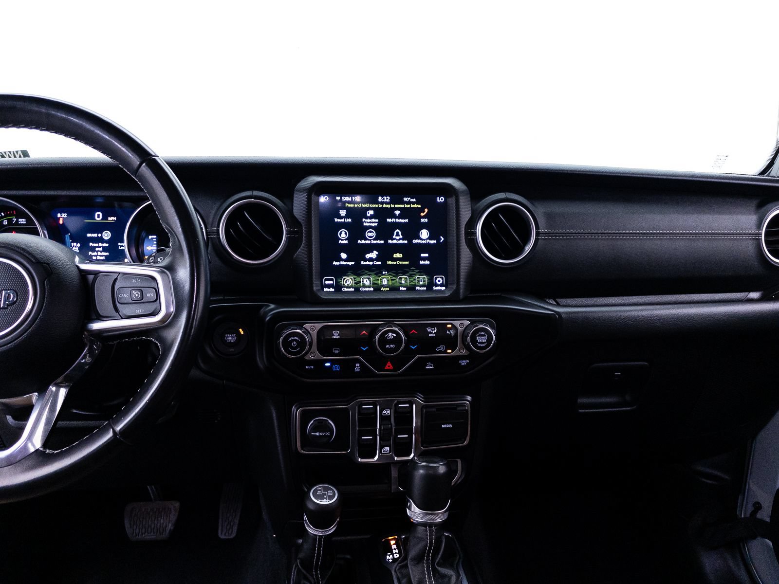 Used 2022 Jeep Wrangler Unlimited Sahara AWD/4WD image 16