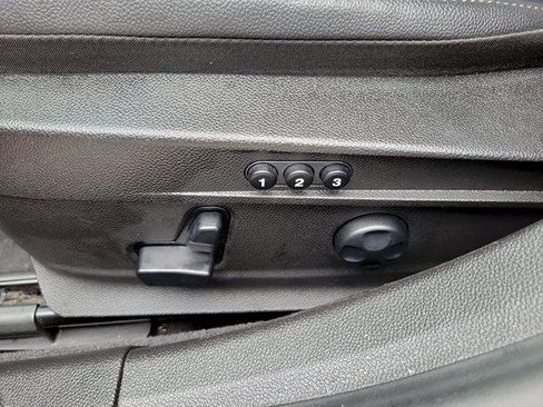 Used 2019 Alfa Romeo Giulia w/ Nero Edizione RWD image 21