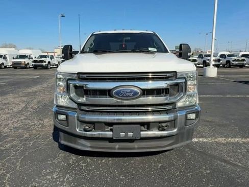 Used 2022 Ford F350 XLT w/ XLT Value Package AWD/4WD image 3