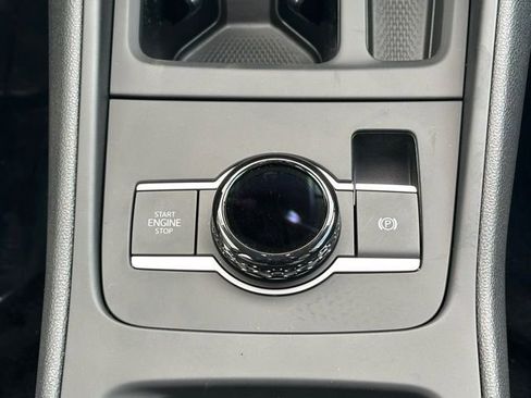 New 2026 Volkswagen Tiguan SE image 34