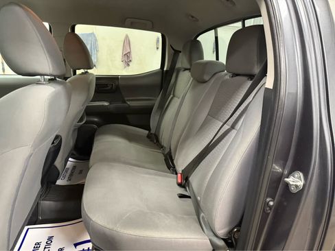 Used 2019 Toyota Tacoma SR5 image 20