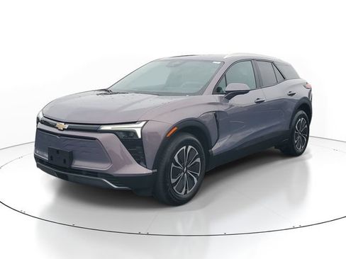 Used 2024 Chevrolet Blazer EV LT AWD/4WD image 2