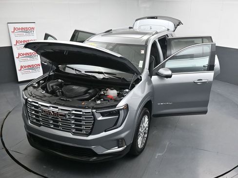 Used 2024 GMC Acadia Denali w/ LPO, Roadside Safety Package image 46