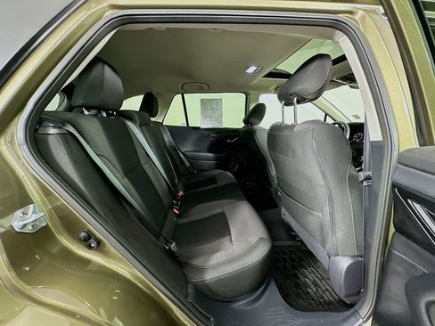 Used 2025 Subaru Outback Premium w/ Popular Package #1A AWD/4WD image 29