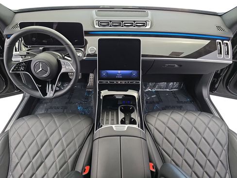 Certified 2025 Mercedes-Benz S 580 4MATIC Sedan image 9