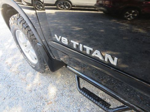 Used 2011 Nissan Titan PRO-4X image 11