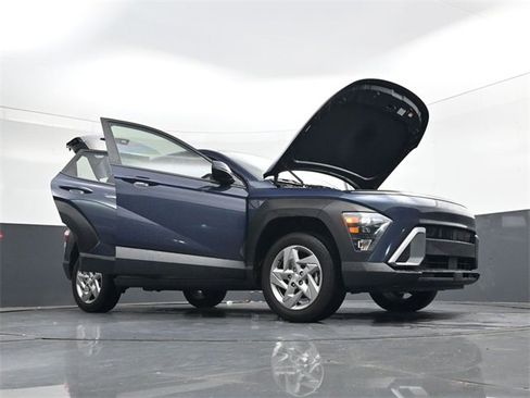 Used 2024 Hyundai Kona SE image 45