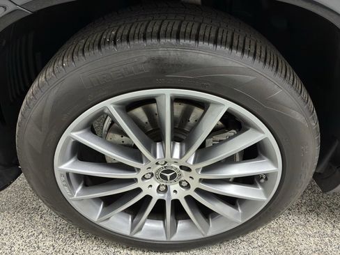 Used 2024 Mercedes-Benz GLE 450 4MATIC image 13