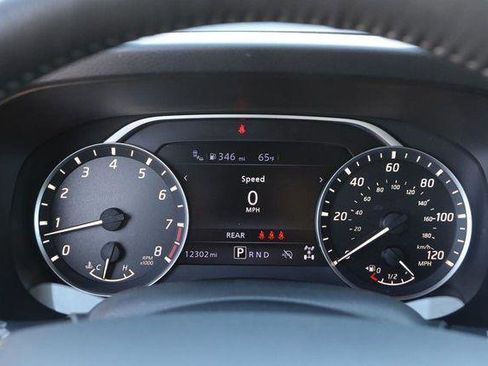 Used 2025 Nissan Frontier SV w/ SV Convenience Package image 13