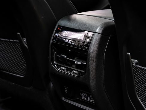 Used 2023 Jeep Grand Cherokee L Limited image 41