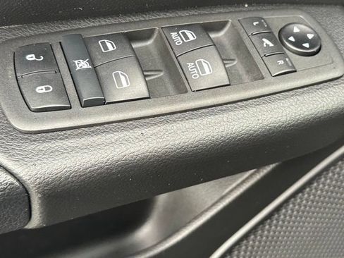 Used 2021 RAM 1500 Big Horn AWD/4WD image 36