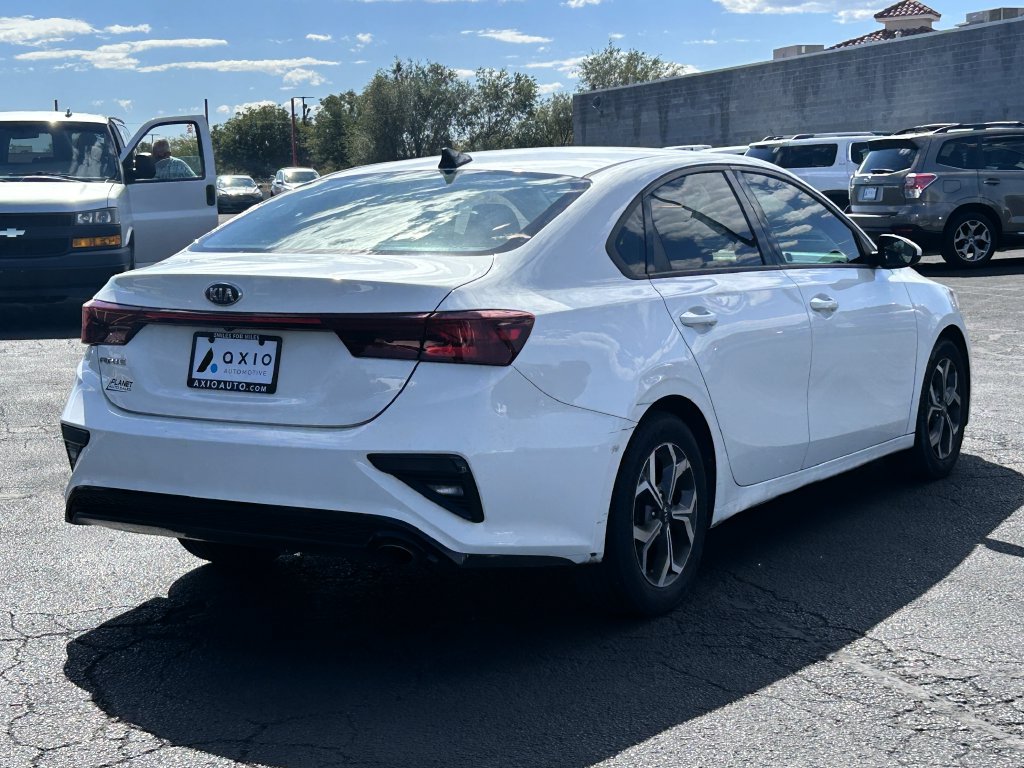 Used 2019 Kia Forte LXS FWD image 3