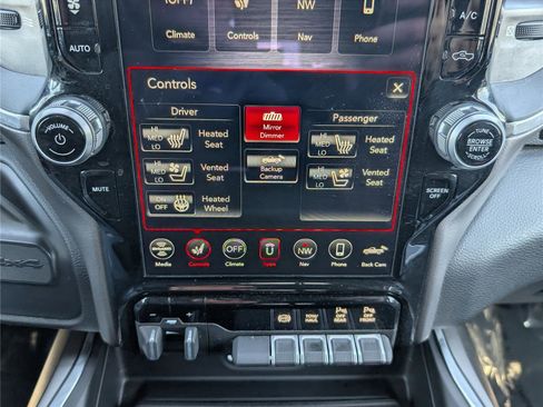 Used 2021 RAM 2500 Laramie w/ Night Edition image 34