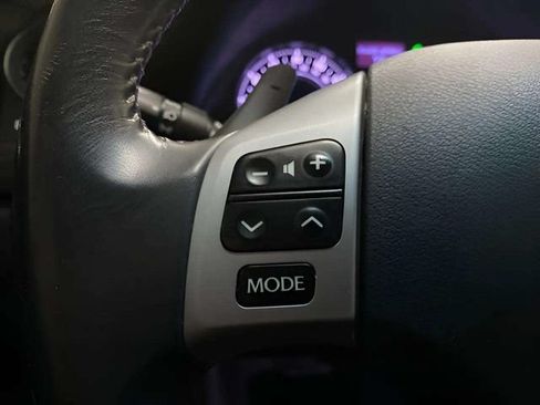Used 2011 Lexus IS 350C w/ Luxury Pkg RWD image 35