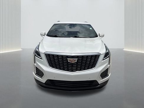 Used 2024 Cadillac XT5 Luxury FWD image 2
