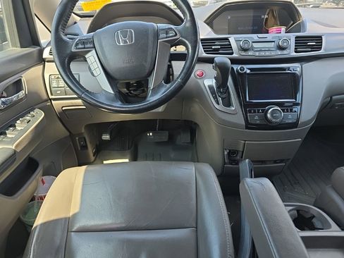 Used 2014 Honda Odyssey EX-L image 19