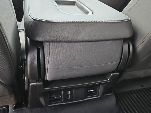 Used 2024 Chevrolet Silverado 2500 Custom w/ Custom Convenience Package AWD/4WD image 20