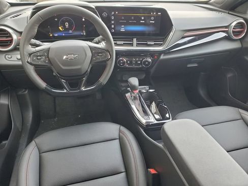 New 2025 Chevrolet Trax RS w/ Sunroof Package image 26