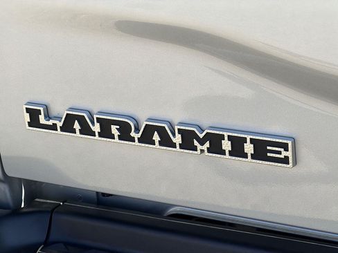 Used 2026 RAM 2500 Laramie AWD/4WD image 31