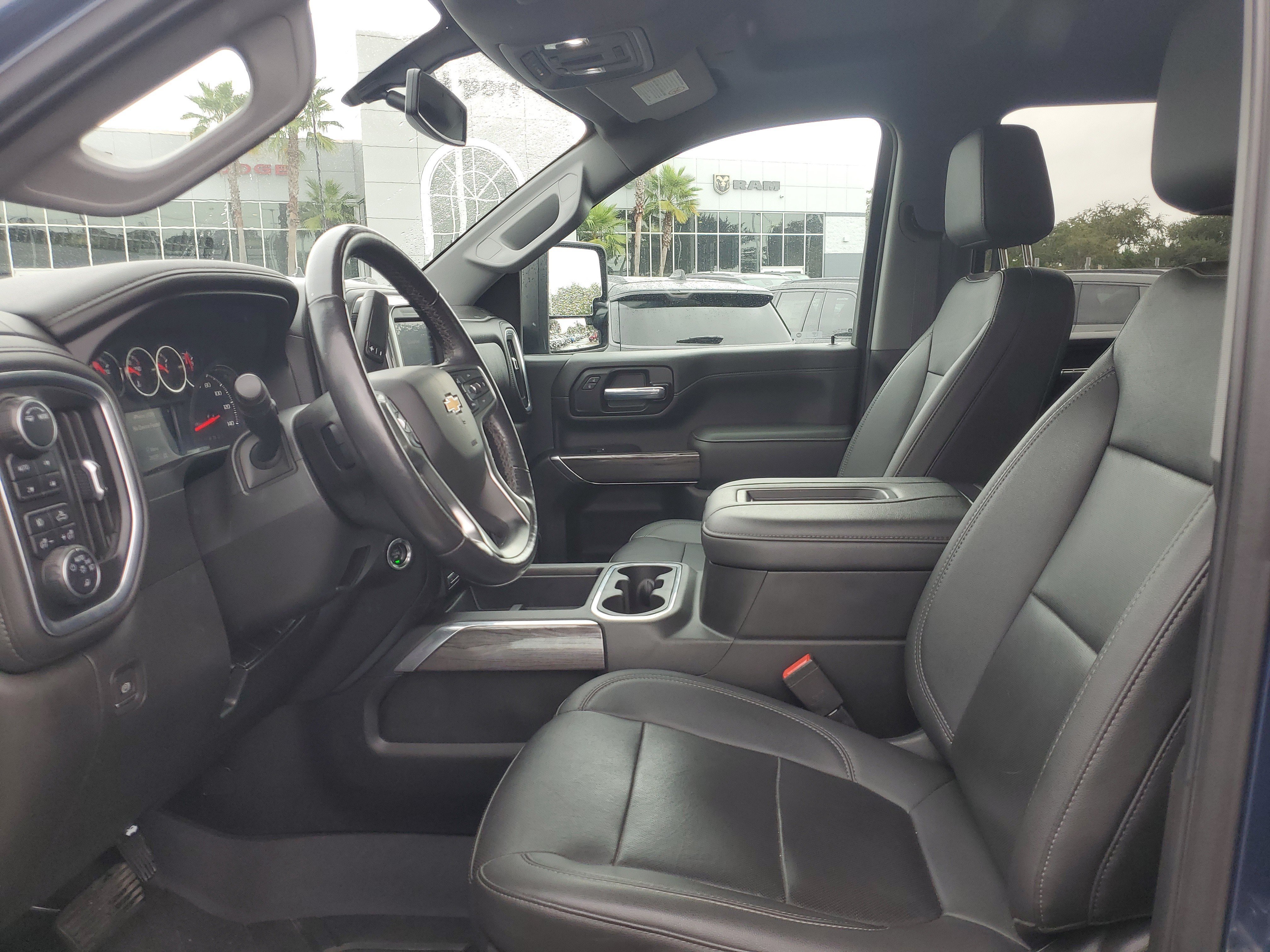 Used 2021 Chevrolet Silverado 2500 LTZ w/ LTZ Convenience Package AWD/4WD image 14