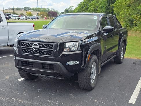 Used 2024 Nissan Frontier SV w/ Hardbody Edition AWD/4WD image 6