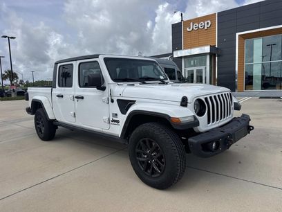Used 2023 Jeep Gladiator Sport