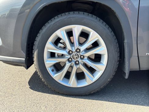 Used 2022 Toyota Highlander Limited AWD/4WD image 7
