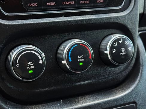 Used 2017 RAM ProMaster 1500 FWD image 32