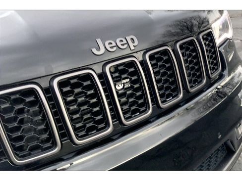 Used 2020 Jeep Grand Cherokee Limited X image 31