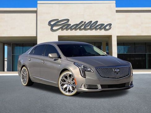 Used 2019 Cadillac XTS Luxury w/ Driver Awareness Package image 2