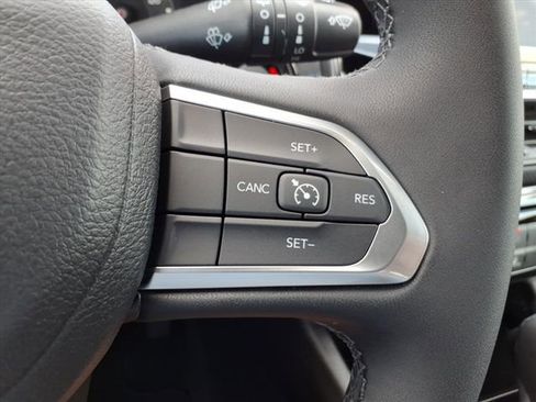 New 2026 Jeep Compass Latitude image 24