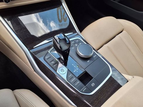 Used 2020 BMW 330i Sedan w/ Premium Package RWD image 25