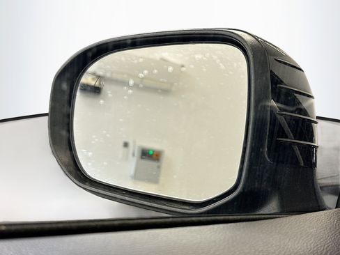 Used 2025 Kia Telluride S image 16