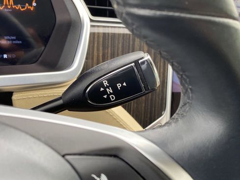 Used 2013 Tesla Model S Performance image 29