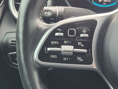 Used 2020 Mercedes-Benz GLC 300 4MATIC Coupe image 31