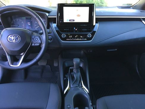 Used 2025 Toyota Corolla SE FWD image 23