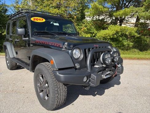 Used 2017 Jeep Wrangler Unlimited Rubicon image 4